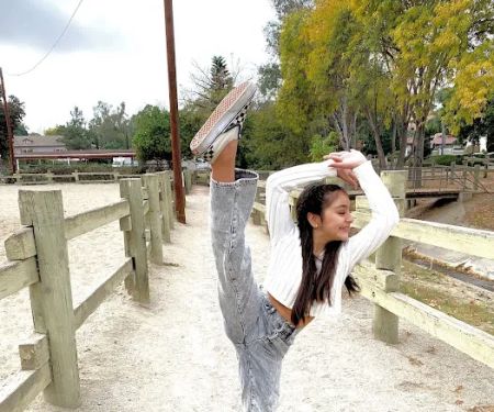 UNET Dance Studio