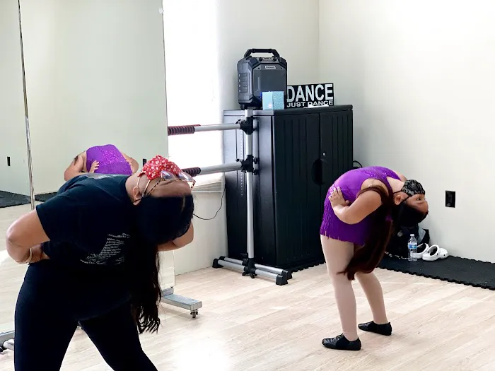 UNET Dance Studio Picture 5