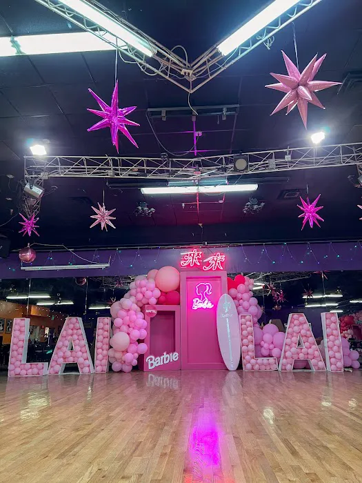 Lai Lai Ballroom & Dance Studio Picture 5