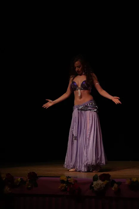 Ya'el Bella Belly Dance Picture 5