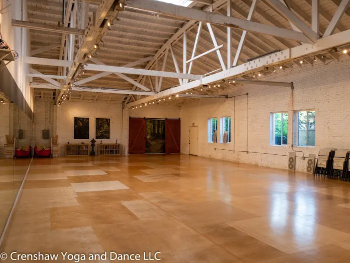 Crenshaw Yoga & Dance Picture 1