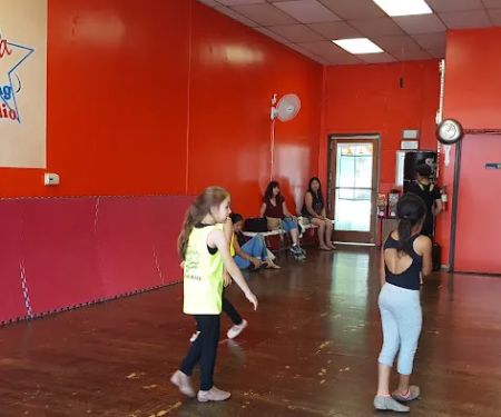 America Vive Dance/Zumba Fitness/Martial ARTS Studio