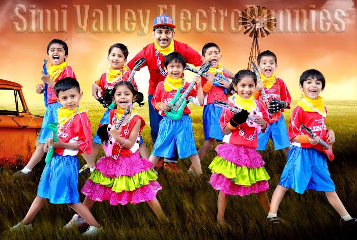 Bollywood/Hip Hop Dance Classes for Boys & Girls Picture 2