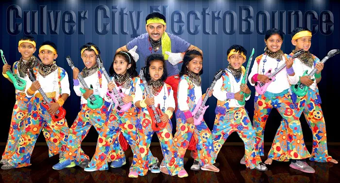 Bollywood/Hip Hop Dance Classes for Boys & Girls Picture 3