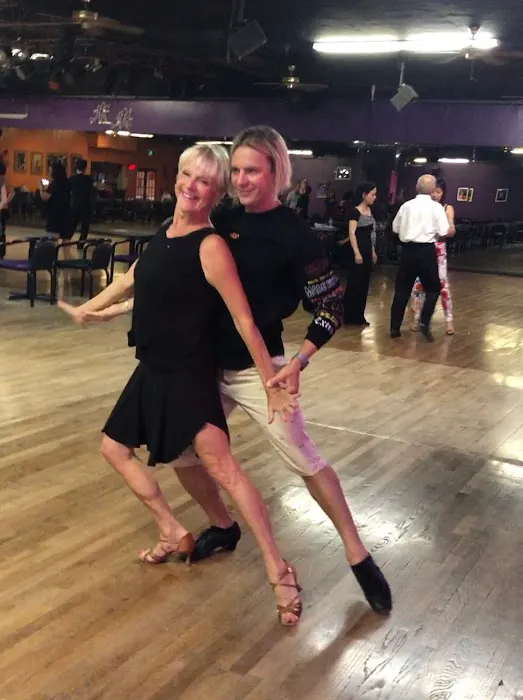 Ballroom Dancing LA Picture 7