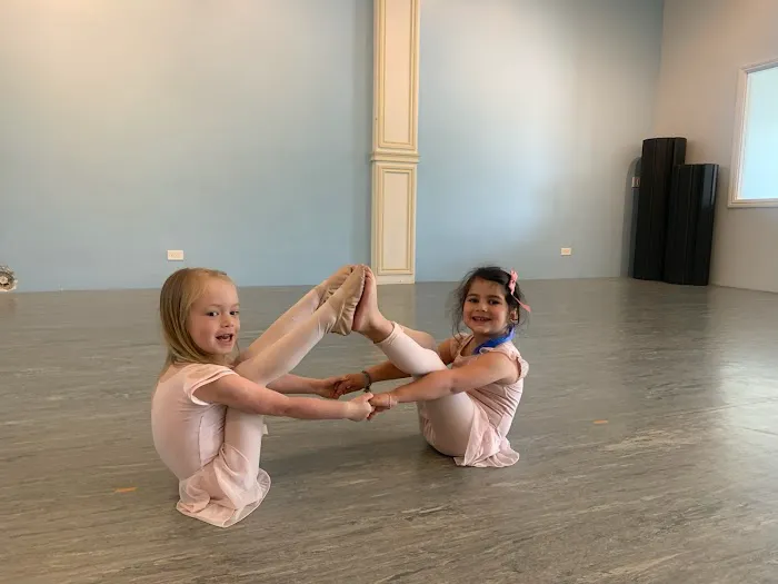 Los Angeles AcroDance Academy Picture 6
