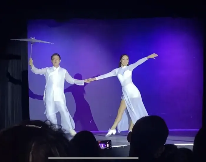 Glow Dance & Fitness Picture 10