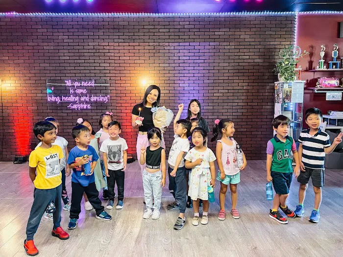Sapphire Dance & Fitness Studio Picture 9