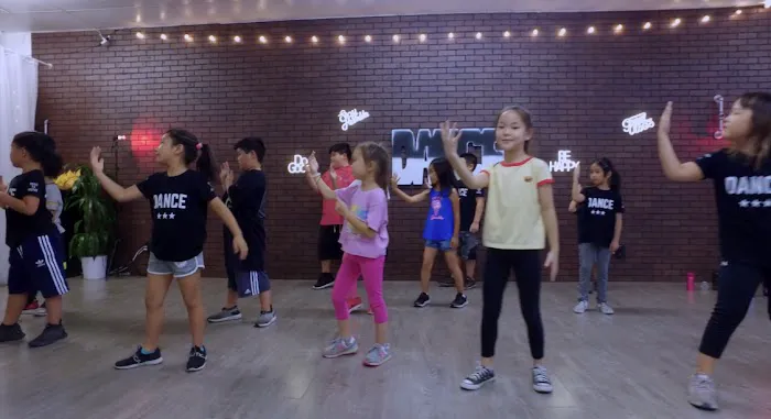 Sapphire Dance & Fitness Studio Picture 3