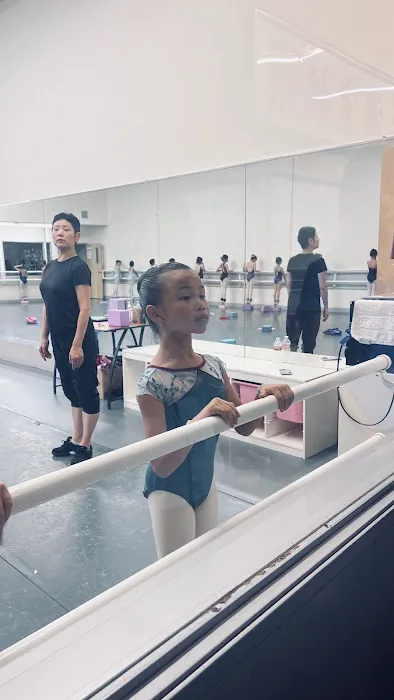 Li's Ballet Studio Picture 9