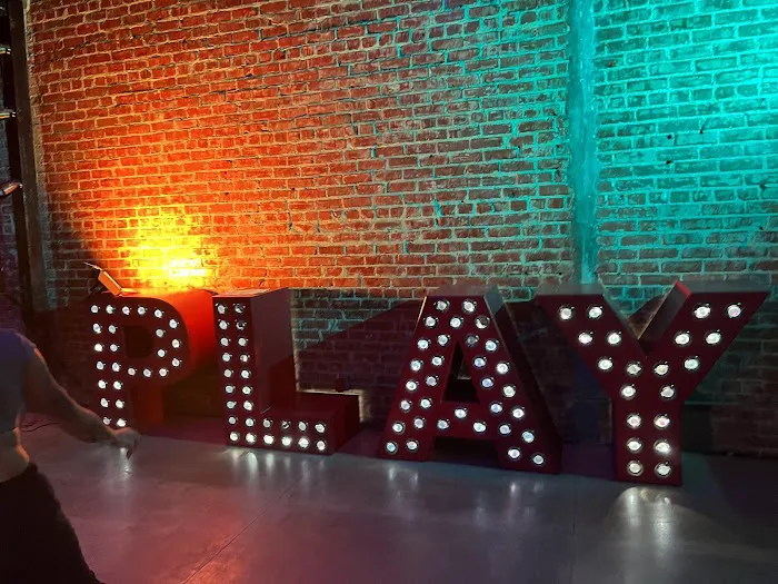 The Playground LA Picture 2