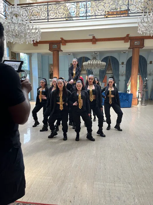 Show Off Dance Picture 7