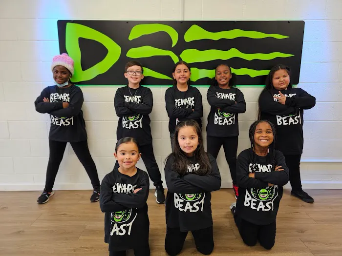 Dance Beast Club Picture 8