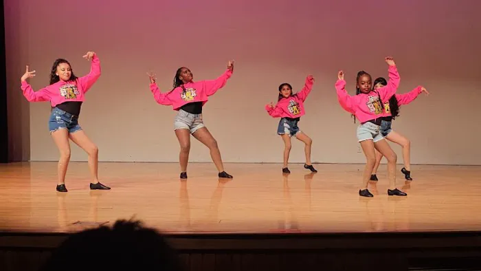 Princess Feet Dance Academy Picture 1