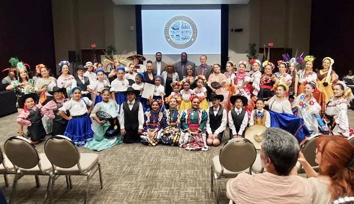 Sabor De Mexico Dance Studio Picture 10