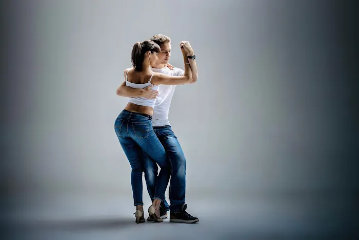 Salsa Dance LA Picture 3