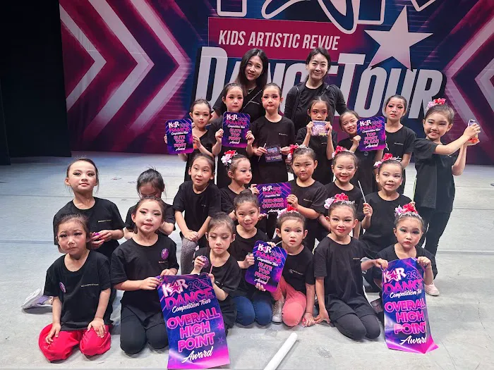 We Dance Studio Picture 7