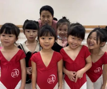 W Dance Academy