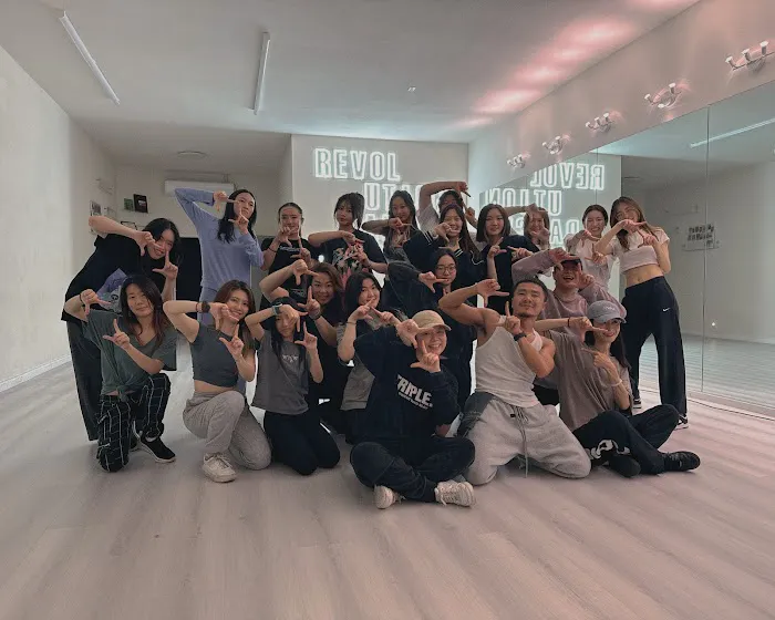 Revolution Dance Studio Picture 5