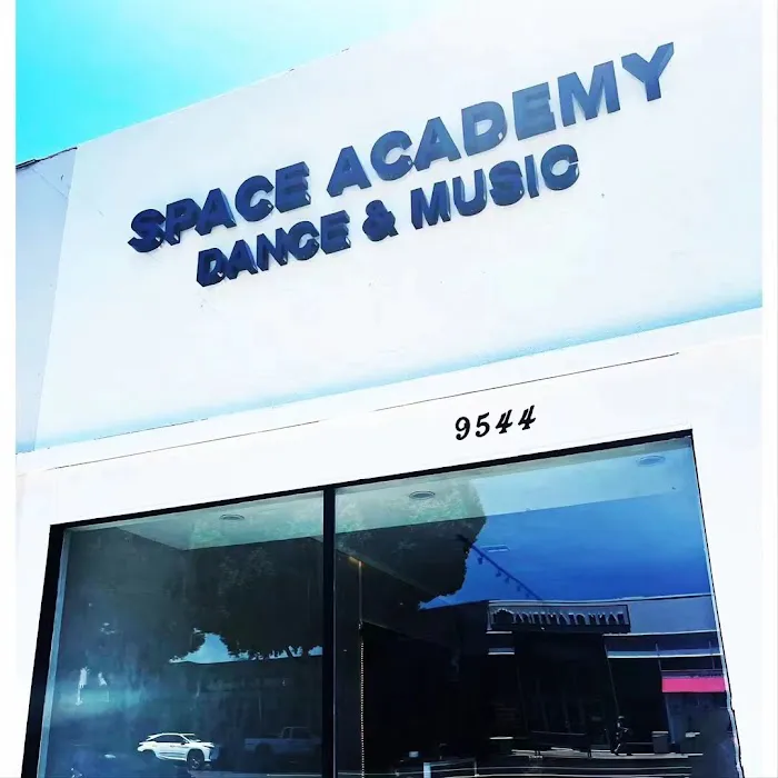 SPACE ACADEMY DANCE&MUSIC Picture 4