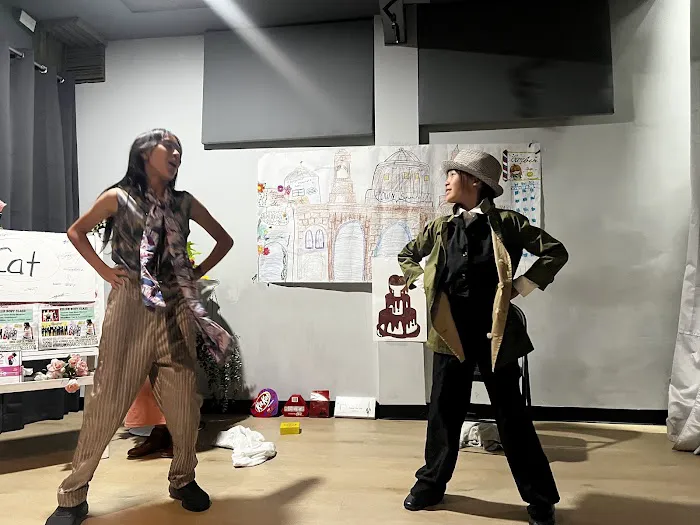 Unos Dance Fitness Center Picture 5