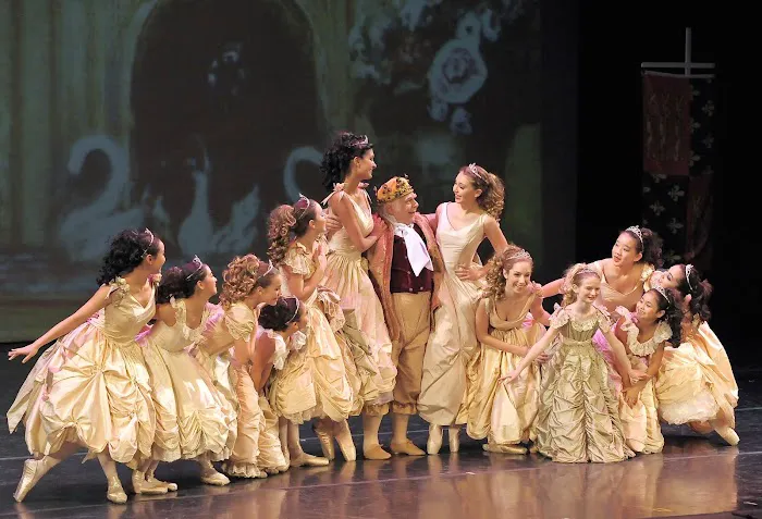 Pasadena Civic Ballet Center Picture 6