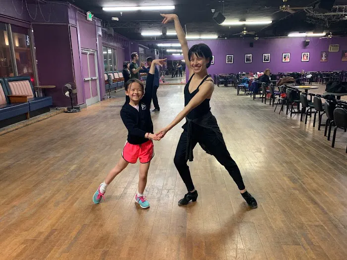 ViBE - dance studio & creative space. Picture 4