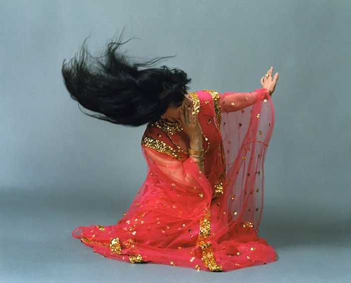 Aisha Ali Belly Dancing Picture 1