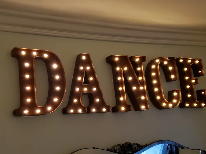 By Your Side Dance Studio Culver City Picture 6