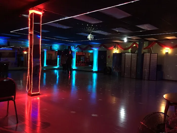 PaigeMarq Luxe Dance Studio Picture 5