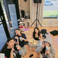 Yunis Musical& Ballet dance academy ico