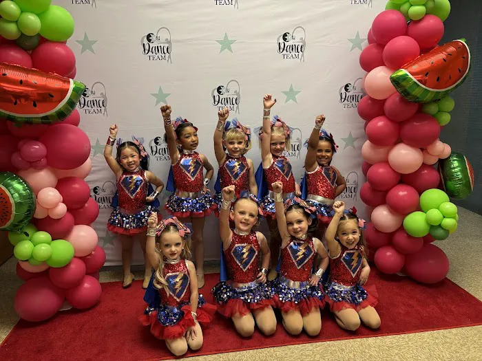 Kick It Up Dance Studio Picture 5
