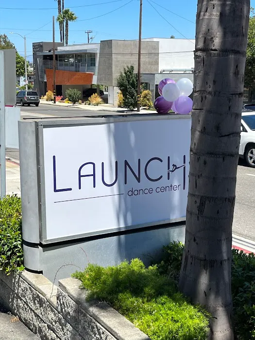 Launch Dance Center Picture 2