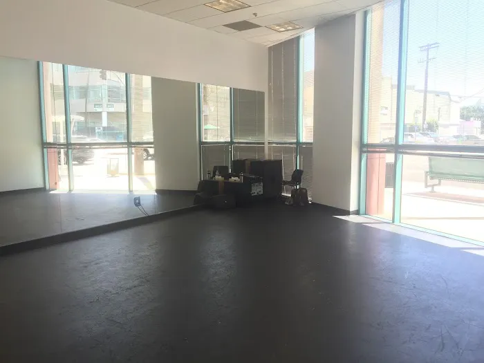 LIV'ART DANCE STUDIO Picture 1