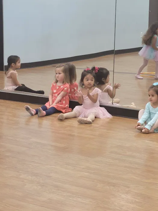 Creation Station Dance Picture 4