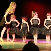 Dance with Miss Alice ico