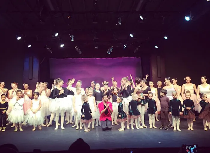 THE VAULT DANCE STUDIO Picture 4