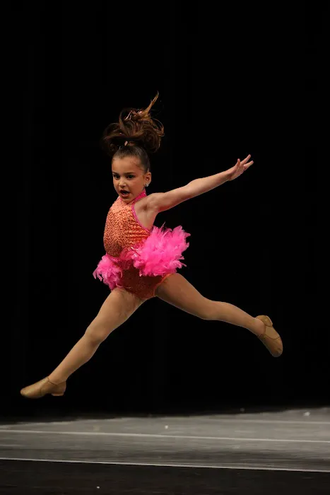 THE VAULT DANCE STUDIO Picture 3
