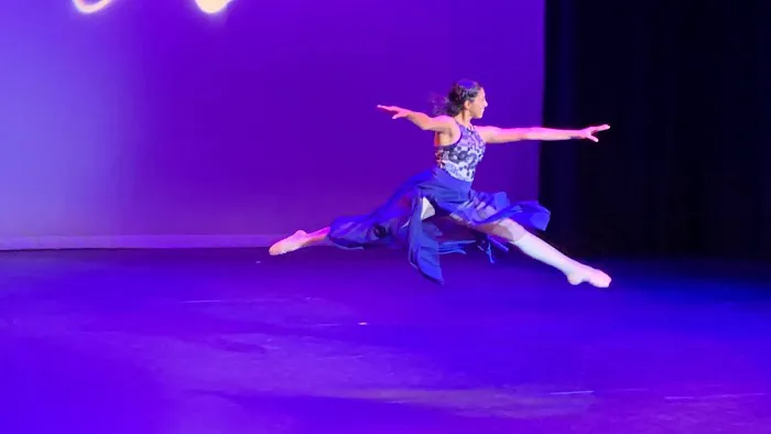 AMNA Dance Picture 4