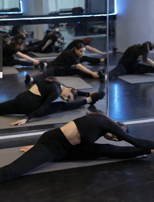 IjalyAn Dance Center Picture 2