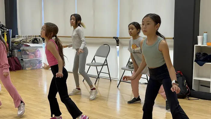 World Star Academy Burbank Picture 6