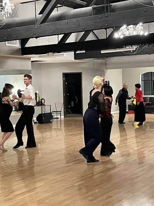 Dance Around The Clock Picture 2