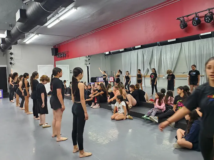 Centre Stage Dance Academy Picture 2