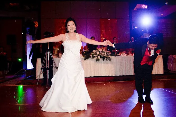 Santa Monica Wedding Dance Picture 5