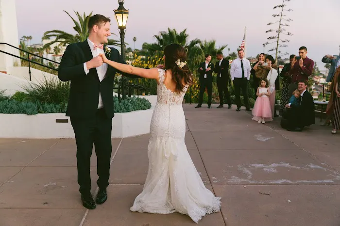 Santa Monica Wedding Dance Picture 10