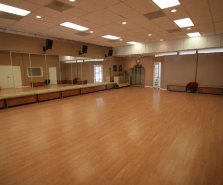 Level Up Dance Studio