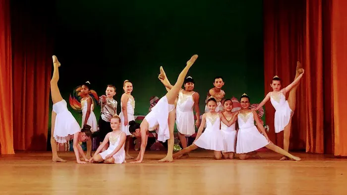 Miss Becky's Ballet, Tap & Jazz Picture 6