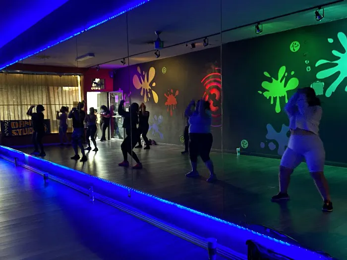 DANCE STUDIO & NUTRITION CENTER Picture 3
