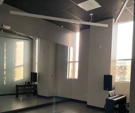K-POP CENTER