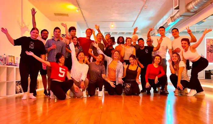LA Salsa and Bachata Dance Academy Picture 10